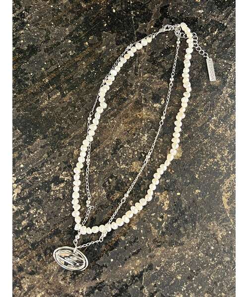 EMODA（エモダ）の「マークポイントパールネックレス（ネックレス・レディース・シルバー/ゴールド・FREE）」の4枚目の写真