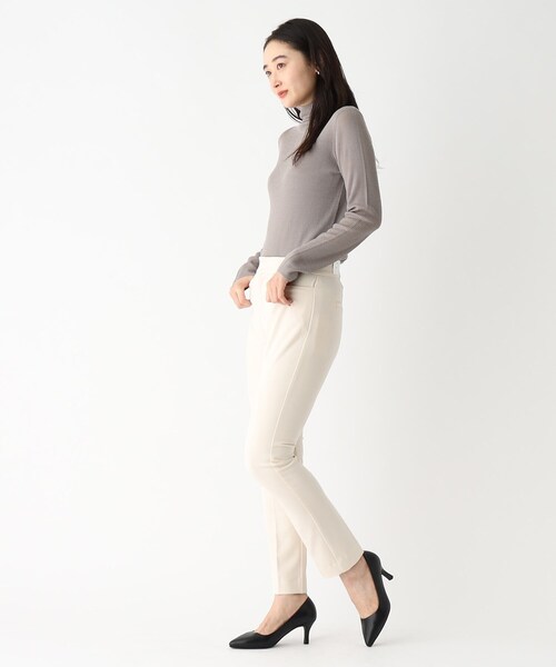 OPAQUE.CLIP（オペークドットクリップ）の「◆シアーハイネックリブニット【洗濯機洗い可】（ニット/セーター・レディース・グレー/スモーキーグリーン系/ブラック/ブルー・38/40）」の6枚目の写真