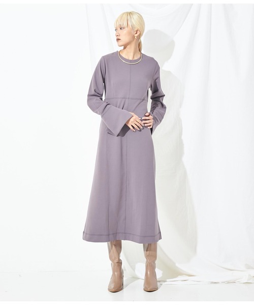 Settimissimo（セッティミッシモ）の「配色ステッチ マキシ丈 ワンピース クルーネック 長袖（ワンピース・レディース・グレー/ブラック・FREE）」の20枚目の写真