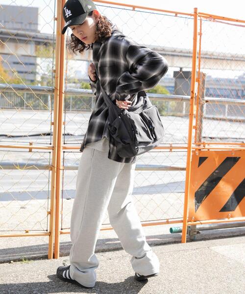 WEGO(ウィゴー)の「WEGO/立体ポケットショルダー(ショルダーバッグ・レディース・ホワイト/グレー/ブラック/グレー系その他・FREE)」の20枚目の写真