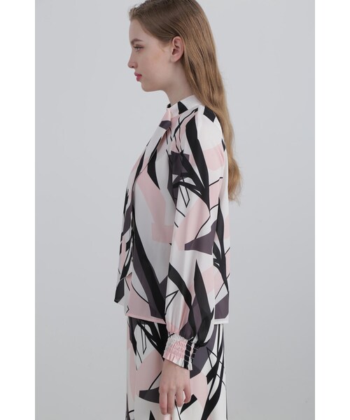 美品PINKY&DIANNE [WEB限定]ジオメトリックアートプリントブラウス ◇ジオメトリックアートプリントブラウス｜ピンキーアンド