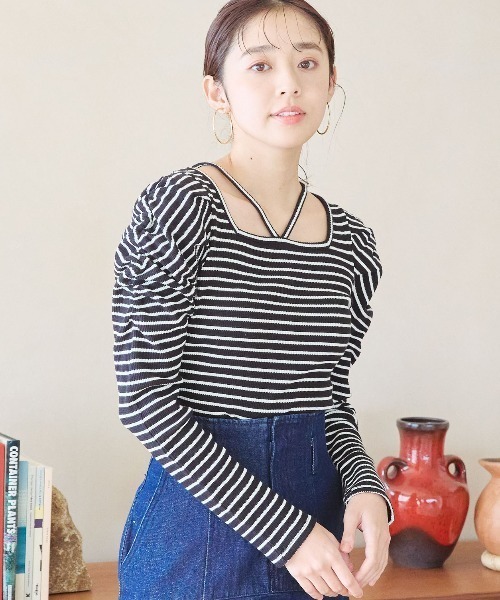 mysty woman（ミスティウーマン）の「パールボタンストリングプルオーバー　 997004（Tシャツ/カットソー・レディース・ブラック系その他/ホワイト系その他・FREE）」の9枚目の写真