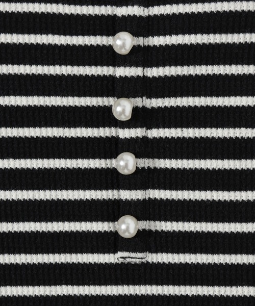 mysty woman（ミスティウーマン）の「パールボタンストリングプルオーバー　 997004（Tシャツ/カットソー・レディース・ブラック系その他/ホワイト系その他・FREE）」の4枚目の写真