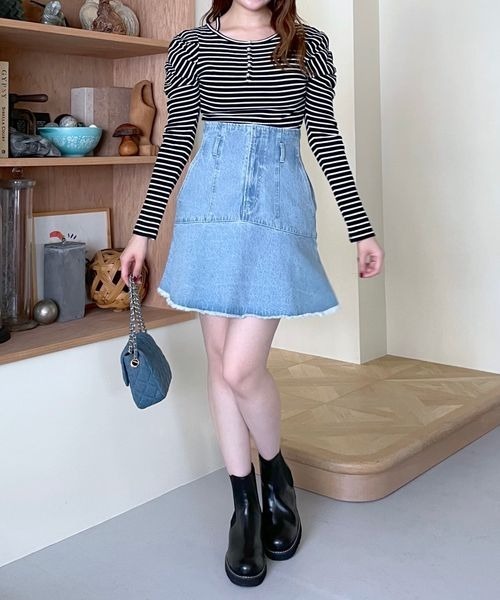 mysty woman（ミスティウーマン）の「パールボタンストリングプルオーバー　 997004（Tシャツ/カットソー・レディース・ブラック系その他/ホワイト系その他・FREE）」の15枚目の写真