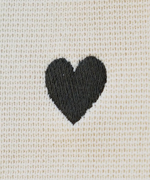 セール】ハート刺繍ショート丈ニット（ニット/セーター