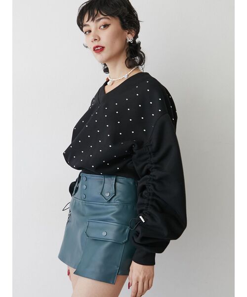 jouetie（ジュエティ）の「Vネックラインストーンプルオーバー（スウェット・レディース・ブラック/グレー/オフホワイト・MEDIUM）」の18枚目の写真