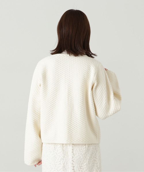 N.(N. Natural Beauty Basic)(エヌエヌナチュラルビューティーベーシック)の「◆ゴールドボタンクルーネックカーディガン(カーディガン/ボレロ・レディース・オフホワイト/ネイビー/ベージュ・MEDIUM)」の13枚目の写真