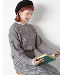 ケーブル刺繍カーディガン