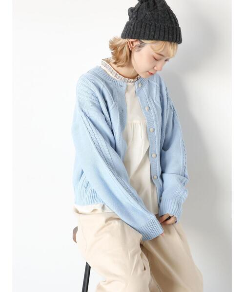 ehka sopo(エヘカソポ)の「ケーブル刺繍カーディガン(カーディガン/ボレロ・レディース・キナリ/イエロー/サックスブルー/グレー・F)」の5枚目の写真