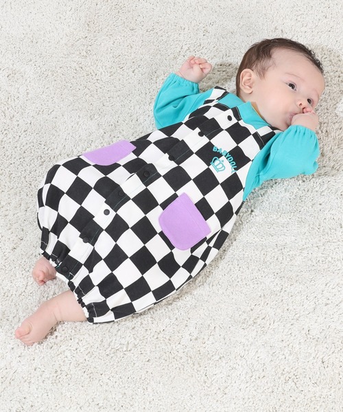 BABYDOLL（ベビードール）の「サロペット 風 長袖 2WAY オール 9143B（ロンパース・キッズ・ブラック/ピンク・50-70cm）」の7枚目の写真