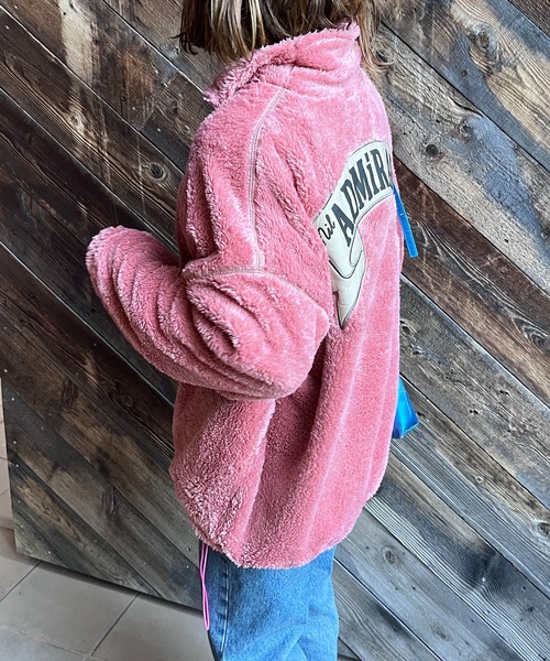 mi via loca(ミヴィアロカ)の「バックモチーフロゴ刺繍 ボア ドロスト ハーフジップ プルオーバー(スウェット・レディース・チャコールグレー/ベージュ/ピンク・FREE)」の15枚目の写真