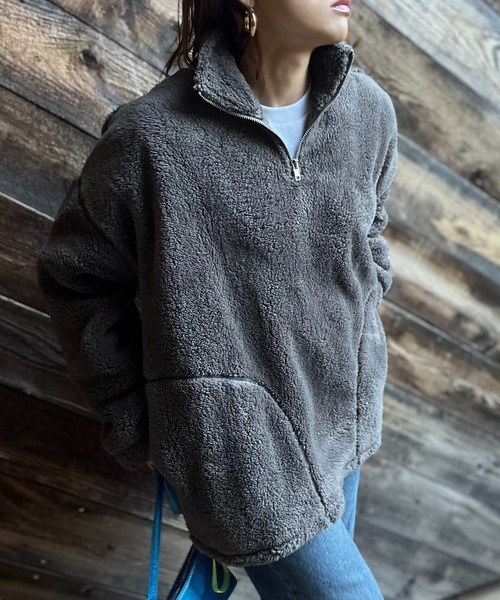 mi via loca(ミヴィアロカ)の「バックモチーフロゴ刺繍 ボア ドロスト ハーフジップ プルオーバー(スウェット・レディース・チャコールグレー/ベージュ/ピンク・FREE)」の21枚目の写真