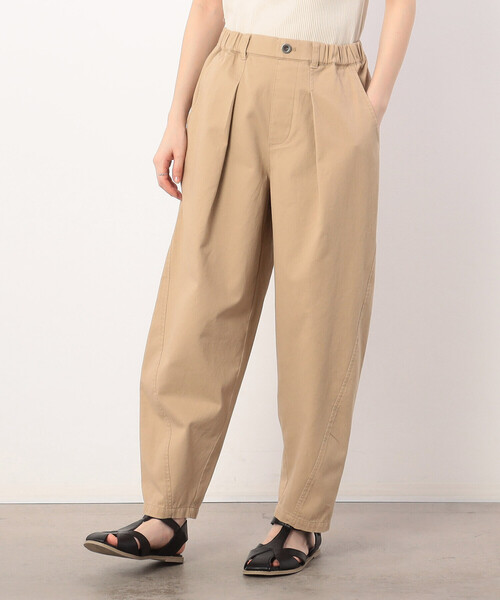 ONIGIRI（オニギリ）の「コットンカツラギ　テーパードパンツ（チノパンツ・レディース・カーキ/ベージュ・MEDIUM/LARGE）」の2枚目の写真