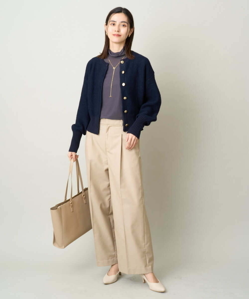 a.v.v(アーヴェヴェ)の「【マシンウォッシャブル】チノワイドストレートパンツ(チノパンツ・レディース・ベージュ・40/34/36/42/38)」の4枚目の写真