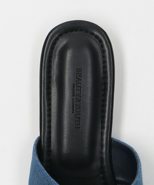 BEAUTY&YOUTH UNITED ARROWS（ビューティーアンドユースユナイテッドアローズ）の「サイドカット スライダーサンダル（サンダル・レディース・コバルトブルー/ベージュ・36/37/38）」の13枚目の写真