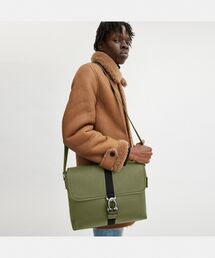 COACH メッセンジャーバッグ 合成皮革 ロゴ入り 保存袋付き✴︎美品✴︎ coach 2wayショルダーバッグ 合成皮革 - メルカリ