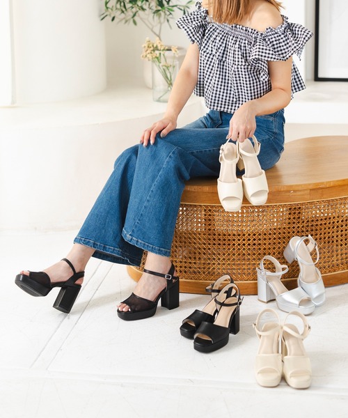 attagirl(アタガール)の「厚底ヒールアンクルストラップサンダル(サンダル・レディース・ホワイト系その他/ブラック系その他/アイボリー/ブラック/シルバー・S/M/L/LL)」の19枚目の写真