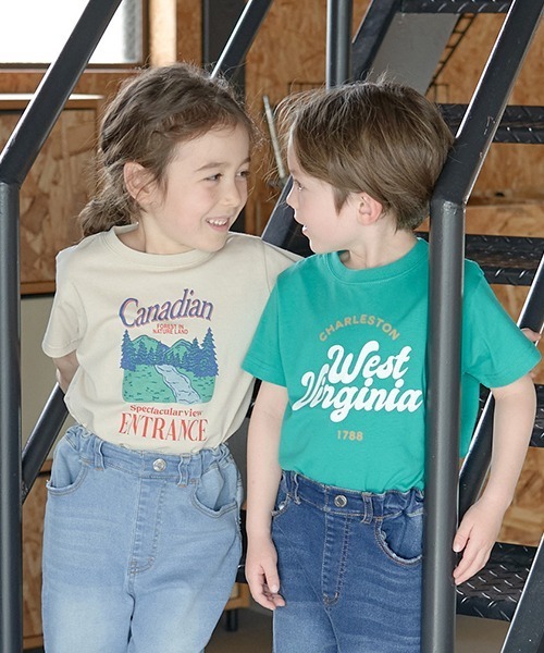 b・ROOM（ビールーム）の「【型崩れしないやわらかコットン】選べる8パターンオリジナルプリントTシャツ（Tシャツ/カットソー・キッズ・オフホワイト/ブルー/バイオレット/トップグレー/ライトベージュ/ブルーグリーン/ブラック/マスタード・110cm/140cm/120cm/100cm/130cm/150cm）」の10枚目の写真