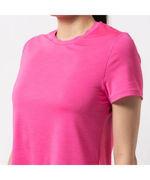 Reebok(リーボック)の「チル アスレチック Tシャツ / RBK-CHILL ATHLETIC TEE(Tシャツ/カットソー・レディース・ライトブルー/ブラック/ピンク・LARGE/X-LARGE/XX-LARGE/SMALL/X-SMALL/MEDIUM)」の18枚目の写真