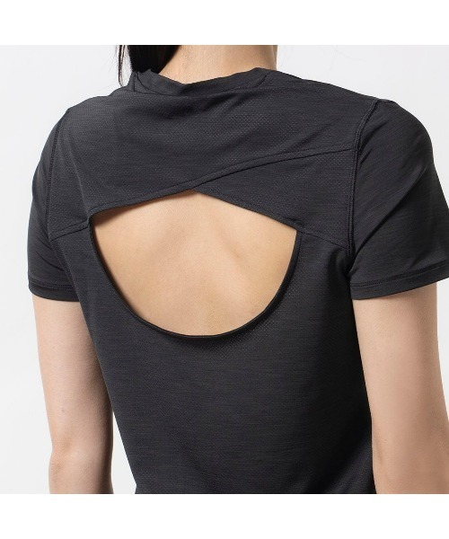 Reebok(リーボック)の「チル アスレチック Tシャツ / RBK-CHILL ATHLETIC TEE(Tシャツ/カットソー・レディース・ライトブルー/ブラック/ピンク・LARGE/X-LARGE/XX-LARGE/SMALL/X-SMALL/MEDIUM)」の12枚目の写真