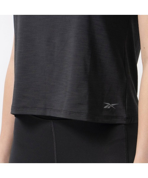 Reebok(リーボック)の「チル アスレチック Tシャツ / RBK-CHILL ATHLETIC TEE(Tシャツ/カットソー・レディース・ライトブルー/ブラック/ピンク・LARGE/X-LARGE/XX-LARGE/SMALL/X-SMALL/MEDIUM)」の4枚目の写真