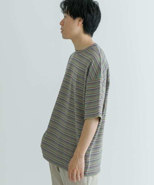 URBAN RESEARCH（アーバンリサーチ）の「マルチボーダーオーバーTシャツ（Tシャツ/カットソー・メンズ・グレー/チャコールグレー/ブラック・MEDIUM/X-LARGE/LARGE）」の6枚目の写真