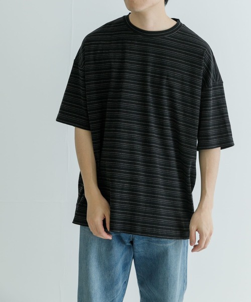 URBAN RESEARCH（アーバンリサーチ）の「マルチボーダーオーバーTシャツ（Tシャツ/カットソー・メンズ・グレー/チャコールグレー/ブラック・MEDIUM/X-LARGE/LARGE）」の9枚目の写真