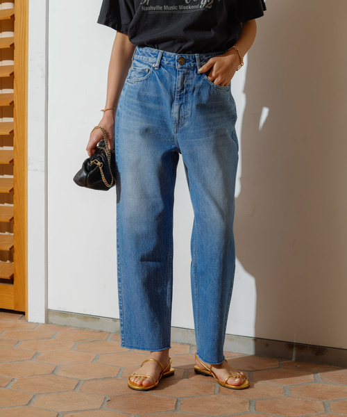 Rouge vif（ルージュヴィフ）の「【RED CARD/レッドカード】別注JAZZ　ルーズテーパードワイドデニム（デニムパンツ・レディース・ブルー・24/23/22/21/25）」の3枚目の写真