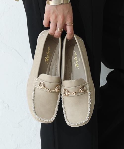 DEMETER(デメテル)の「超軽量 ソフトレザー ゴールドビット ドライビングシューズ(モカシン/デッキシューズ・レディース・ベージュ系その他/ブラック/グレー系その他/ブラック系その他/ネイビー系/ホワイト系その他/ホワイト/ネイビー/ベージュ/グレー・S/M/L/LL)」の7枚目の写真