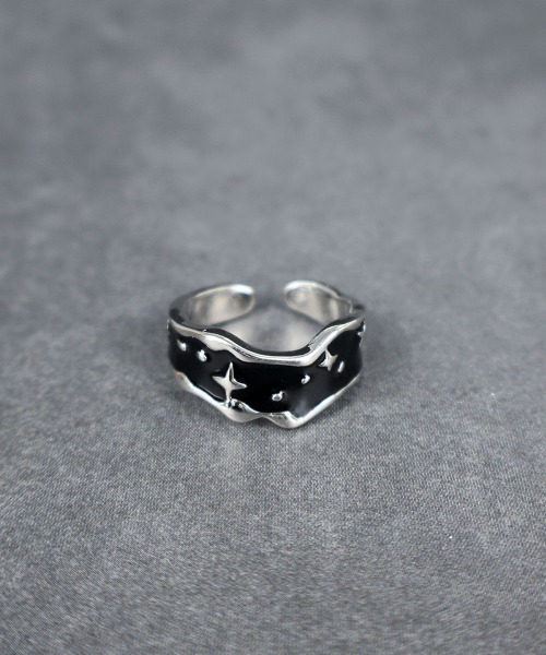 4INT.（フォイント）の「ブラス ブラック デザインリング（リング・メンズ・シルバー・11号）」の3枚目の写真