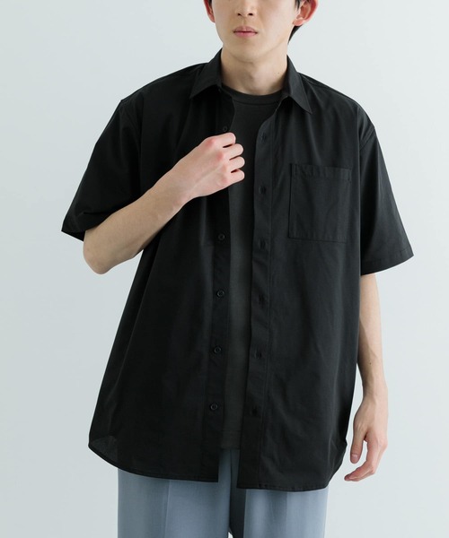 ITEMS URBANRESEARCH（アイテムズ アーバンリサーチ）の「『セットアップ対応』吸水速乾 ドットメッシュ 半袖シャツ（シャツ/ブラウス・メンズ・ブラック/カーキ/ブラウン系その他・MEDIUM/LARGE）」の8枚目の写真