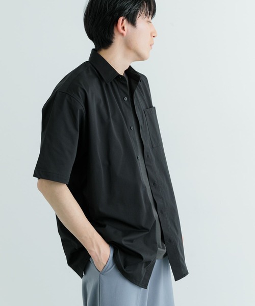 ITEMS URBANRESEARCH（アイテムズ アーバンリサーチ）の「『セットアップ対応』吸水速乾 ドットメッシュ 半袖シャツ（シャツ/ブラウス・メンズ・ブラック/カーキ/ブラウン系その他・MEDIUM/LARGE）」の10枚目の写真