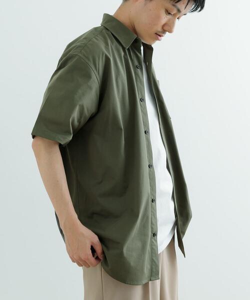 ITEMS URBANRESEARCH(アイテムズ アーバンリサーチ)の「『セットアップ対応』吸水速乾 ドットメッシュ 半袖シャツ(シャツ/ブラウス・メンズ・ブラック/カーキ/ブラウン系その他・MEDIUM/LARGE)」の9枚目の写真