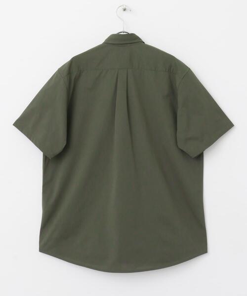 ITEMS URBANRESEARCH(アイテムズ アーバンリサーチ)の「『セットアップ対応』吸水速乾 ドットメッシュ 半袖シャツ(シャツ/ブラウス・メンズ・ブラック/カーキ/ブラウン系その他・MEDIUM/LARGE)」の12枚目の写真