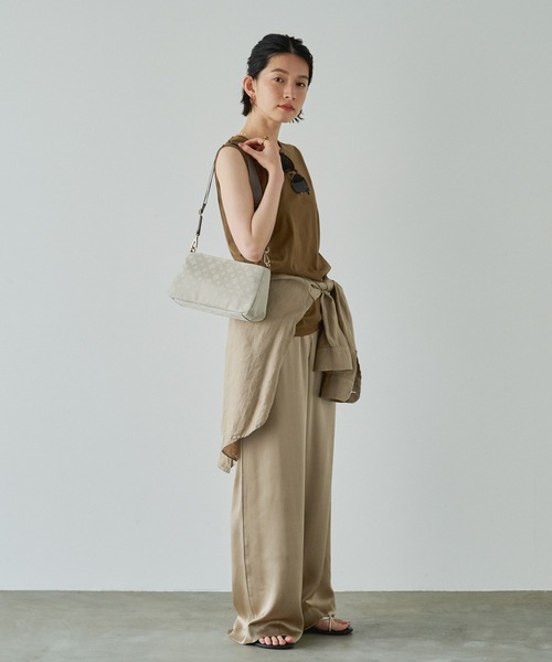 russet（ラシット）の「［長財布が入る］横長ミニショルダーバッグ(CE