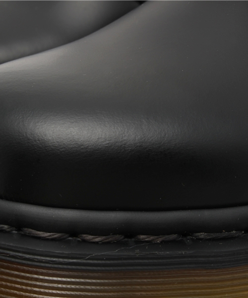 Dr. Martens(ドクターマーチン)の「<Dr Martens(ドクター マーチン)>101 6EYE ブーツ◆(ブーツ・レディース・ブラック・4/5/6)」の5枚目の写真