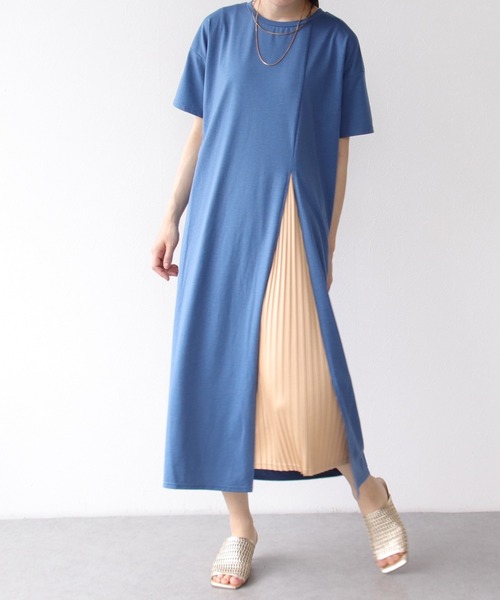 Three Four Time(スリーフォータイム)の「『2枚セット』サイドスリットワンピース×プリーツワンピース(ワンピース・レディース・ブラック/ブルー/グリーン・FREE)」の2枚目の写真