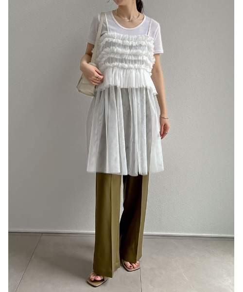 チュールボリュームフリルキャミソールチュニック　J1U J1U by LA BELLE ETUDE（ジユウバイラベルエチュード）の