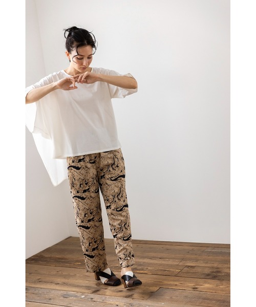 OSMOSIS(オズモーシス)の「バックシフォン切替Tシャツ(Tシャツ/カットソー・レディース・ブラック/ホワイト/ブルー・ONE SIZE)」の5枚目の写真