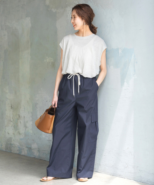 Spick & Span（スピックアンドスパン）の「カーゴポケットイージーパンツ（カーゴパンツ・レディース・ネイビー・FREE）」の5枚目の写真