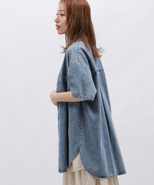 LAKOLE（ラコレ）の「ケミカルウォッシュシャツ半袖 / 128640（シャツ/ブラウス・レディース・ライトブルー/ブラック/ブルー・FREE）」の17枚目の写真