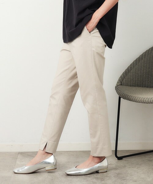 OPAQUE.CLIP(オペークドットクリップ)の「UV クールタッチストレッチテーパードパンツ【洗濯機洗い可/接触冷感】(その他パンツ・レディース・ブラック/ライトベージュ/ライトブルー・36/38/40/42)」の11枚目の写真