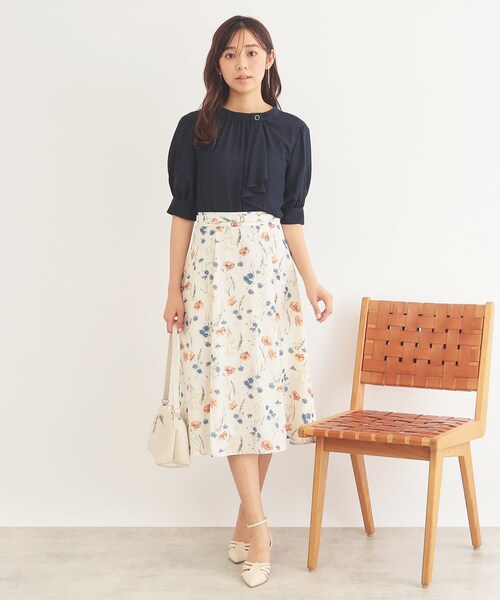 index（インデックス）の「◆アシメボウタイブラウス【洗濯機洗い可/イージーアイロン】（シャツ/ブラウス・レディース・ナチュラル/ホワイト系3/ネイビー・40/38/42/36）」の9枚目の写真