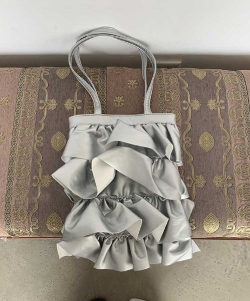 Vipoa（ヴィポア）の「tiered frill mini tote（トートバッグ・レディース・ブラック/シルバー・FREE）」の11枚目の写真