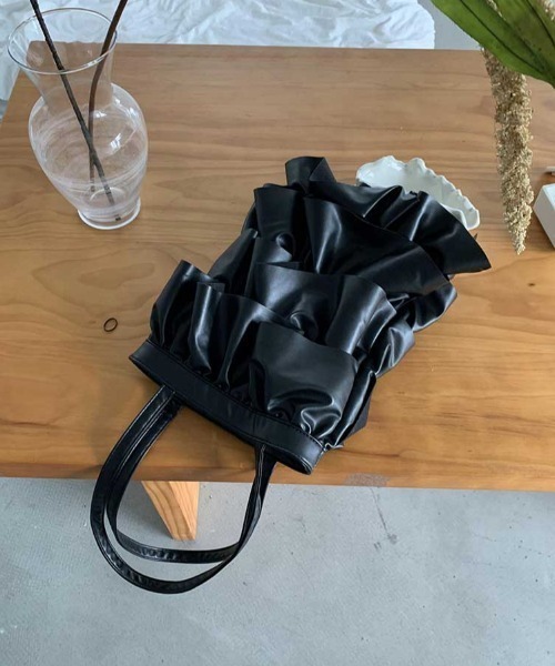 Vipoa（ヴィポア）の「tiered frill mini tote（トートバッグ・レディース・ブラック/シルバー・FREE）」の15枚目の写真