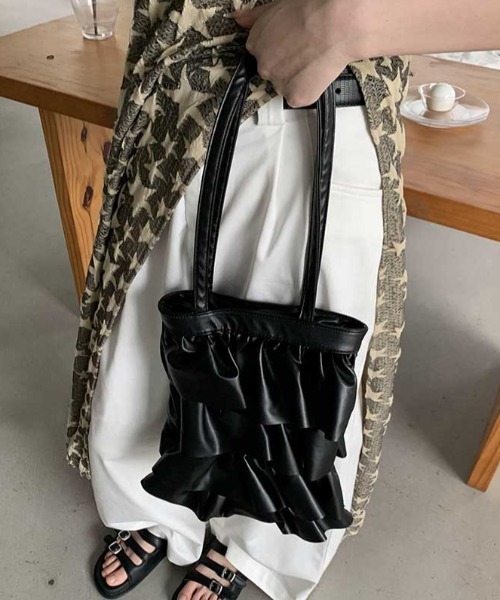 Vipoa（ヴィポア）の「tiered frill mini tote（トートバッグ・レディース・ブラック/シルバー・FREE）」の16枚目の写真