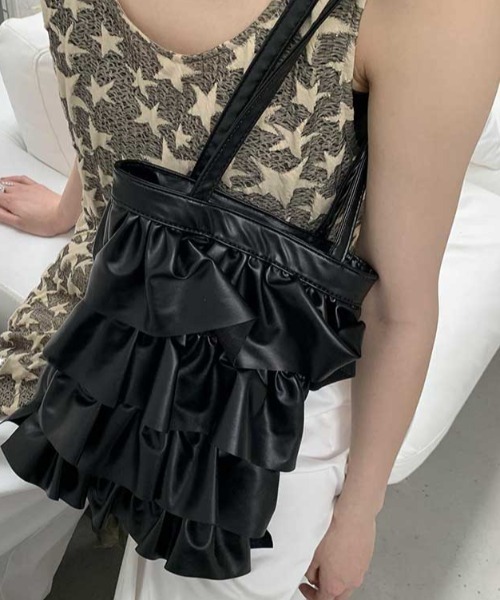 Vipoa（ヴィポア）の「tiered frill mini tote（トートバッグ・レディース・ブラック/シルバー・FREE）」の13枚目の写真