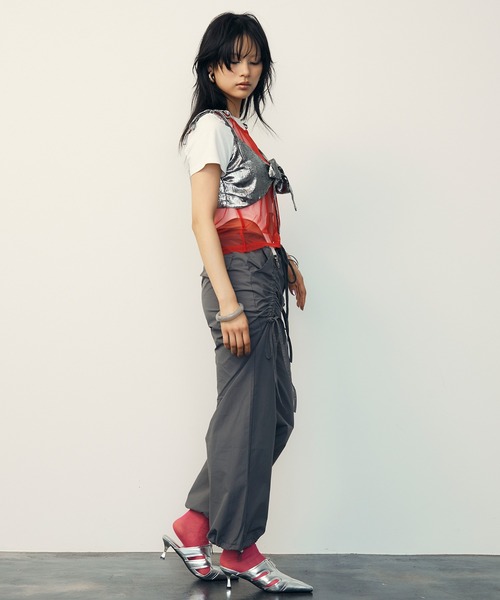 uyu.（ウユ）の「Ballet Core Ribbon Bustier /バレエコア リボンミニビスチェ【uyu./ウユ】（キャミソール・レディース・シルバー・FREE）」の5枚目の写真