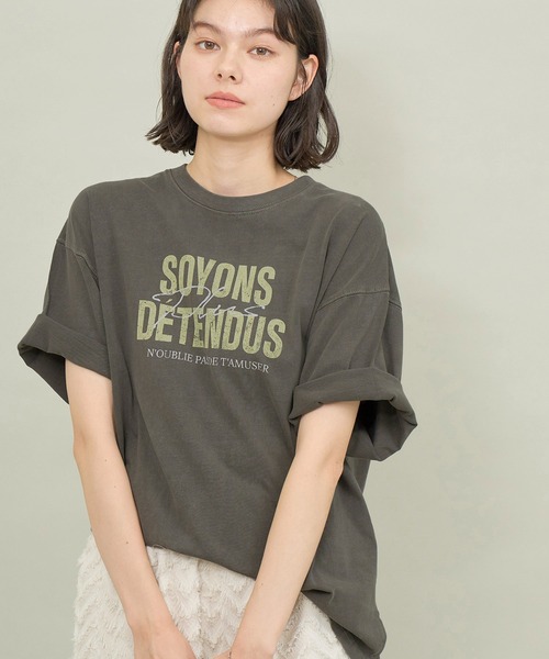 ROPE' PICNIC(ロペピクニック)の「オーバーサイズピグメントロゴプリントTシャツ(Tシャツ/カットソー・レディース・チャコールグレー/オフホワイト・38)」の1枚目の写真