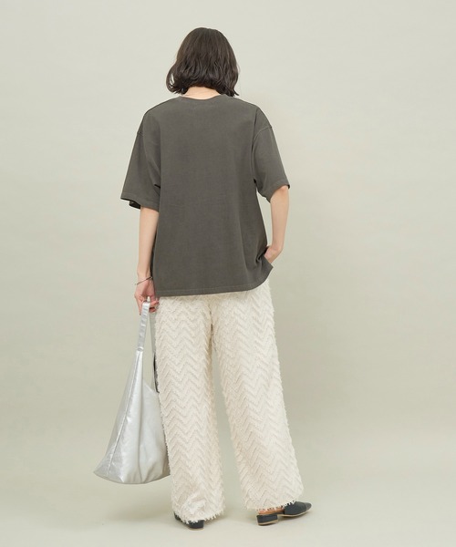 ROPE' PICNIC(ロペピクニック)の「オーバーサイズピグメントロゴプリントTシャツ(Tシャツ/カットソー・レディース・チャコールグレー/オフホワイト・38)」の11枚目の写真